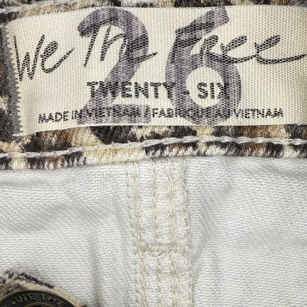 Free People We The Free Bailey Leopard Print Frayed Hem Denim Mini Skirt Sz 26 - Picture 6 of 11
